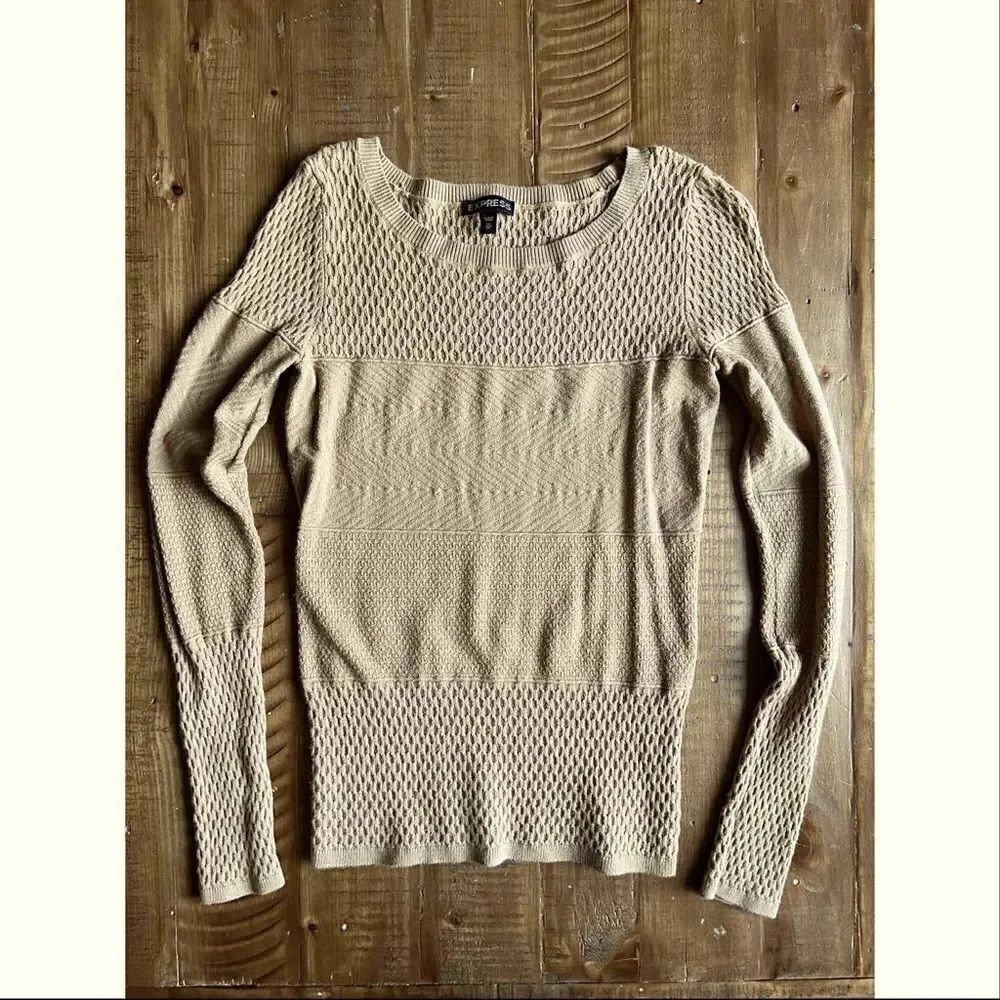 Express waffle knit long sleeved top size XS